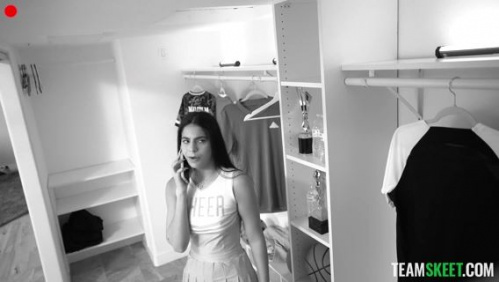 Image Of ExxxtraSmall - Angel Gostosa - I Spied on Girls in the Locker Room and Got Lucky (03.10.2024)