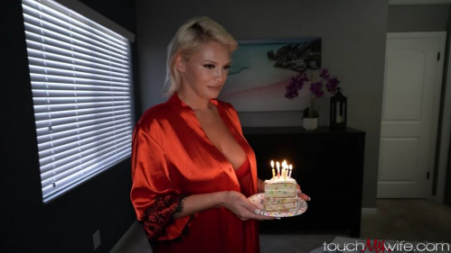 Image Of TouchMyWife - Charli Phoenix - Birthday Sex With My Wife (11.10.2024)