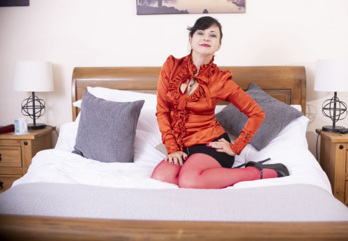 Image Of Wanilianna com 19 11 11 Red Pantyhose And Red Dildo XXX iMAGESET-LEWD [XC]