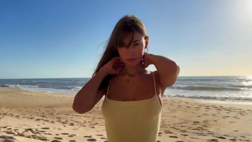 Image Of OnlyFans - Anna Ralphs - Beach blowjob