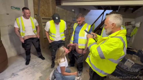 Image Of OnlyFans - Bonnie Blue - Gangbang with builders
