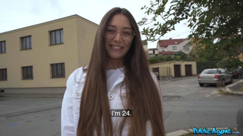 Image Of PublicAgent - Shelena - Risky Pool Pervert (27.11.2024)