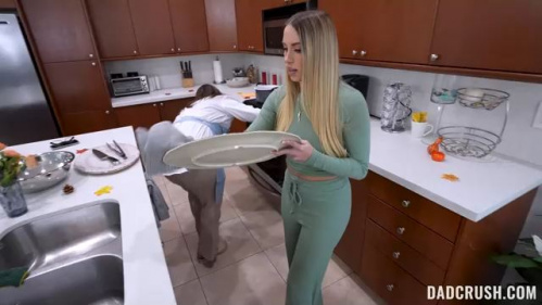 Image Of DadCrush - Khloe Kapri - I Know I Shouldn’t Creampie My Stepdaughter’s Ass (27.11.2024)