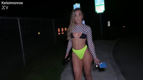 Image Of XVideosRED - Kelsi Monroe - Getting Fuked by JMac's big Dick Before Trick o Treating