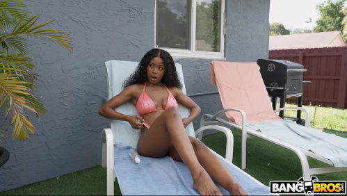 Image Of BrownBunnies - Jezabel Vessir - Hot Neighbor Wants Anal (05.12.2024)