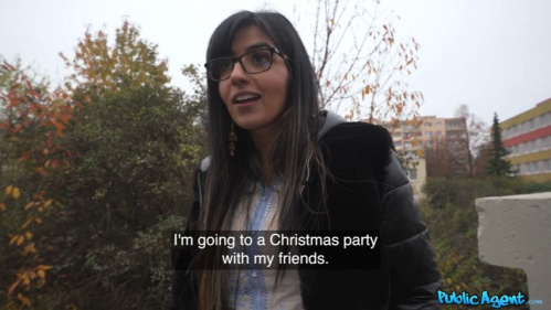 Image Of PublicAgent - Aaliyah Yasin - The Present in the Pocket (11.12.2024)
