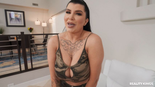 Image Of LookAtHerNow - Romi Rain - Drilling The Slutty Sergeant (14.12.2024)
