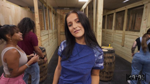 Image Of LetsPostIt - Serena Sterling - The Axe Thrower (05.01.2025)