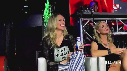 Image Of JuliaAnnLive 19 11 12 My Avn Roast Continues The Beautiful Kayla Paige BTS XXX 1080p MP4-GAPFiLL [XC]