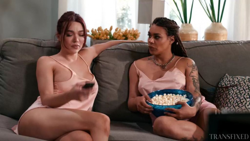 Image Of Transfixed - Emma Rose, Eva Maxim, Summer Col - Undercover Two-For-One (29.01.2025)