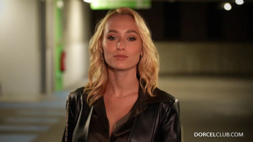 Image Of DorcelClub - Kelly Collins - Lingerie and Fetish (27.01.2025)