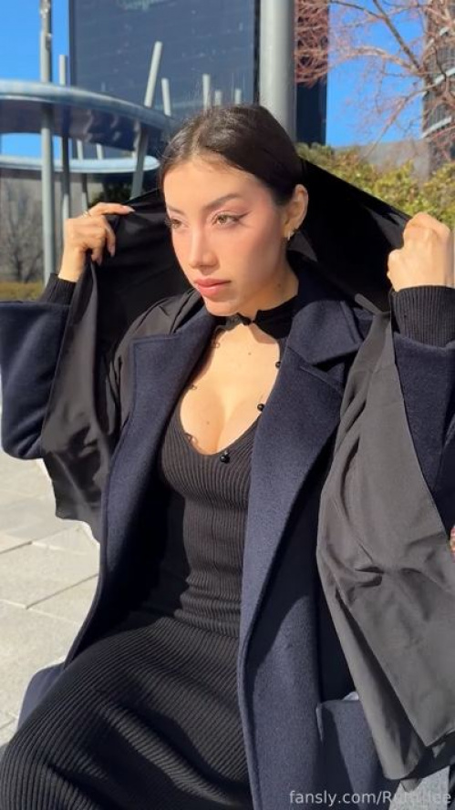 Image Of OnlyFans - Ruth Lee - Hijabi Babe's Dirty Secret - A Public Bathroom Adventure