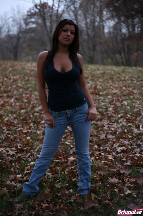Image Of BrianaLeeOnline com 11 02 22 Leaves XXX iMAGESET-LEWD [XC]
