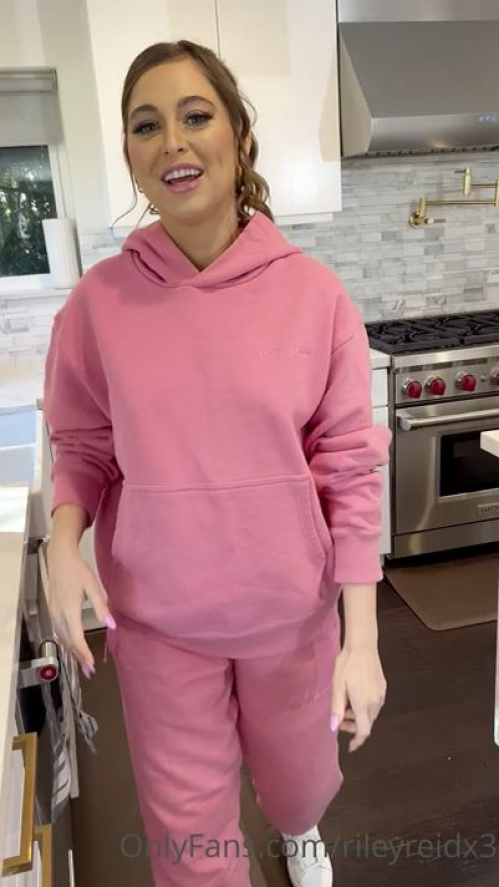 Image Of OnlyFans - Riley Reid - Your Favorite Babysitter