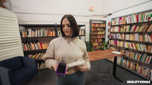 Image Of CrazyCollegeGFs - Lucy Lotus - Vlogging The Library (22.03.2025)