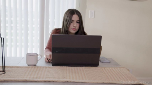 Image Of RealityJunkies - Chanel Camryn - Free Use Fantasies - Scene 4 - What's Your Fantasy (28.03.2025)