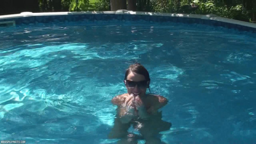 Image Of NikkiSims 11 06 10 Water Torture XXX 720p WMV-LEWD [XC]