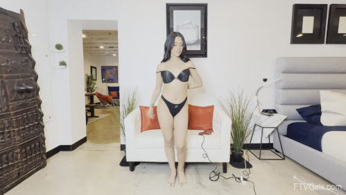 Image Of FTVGirls 25 03 29 Sasha Reign Teasing Around Town XXX 2160p MP4-NBQ [XC]