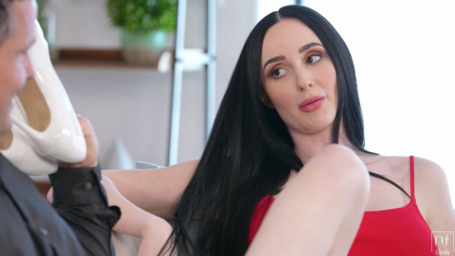 Image Of NFBusty - Violet Voss - She Has Other Plans (08.05.2025)