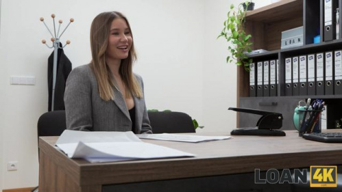 Image Of Loan4k - Amalia Davis - Two Holes Flow (09.05.2025)