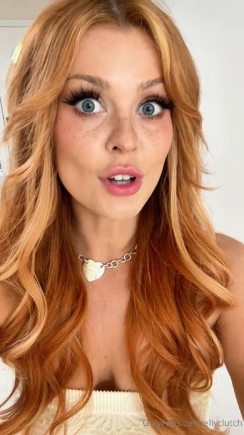 Image Of OnlyFans - Elly Clutch - Gamer Distraction