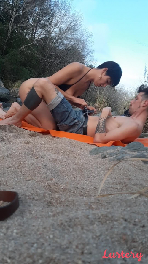 Image Of Lustery E1738 Athan And Jade Fun At The River XXX VERTICAL 1080p MP4-FETiSH [XC]