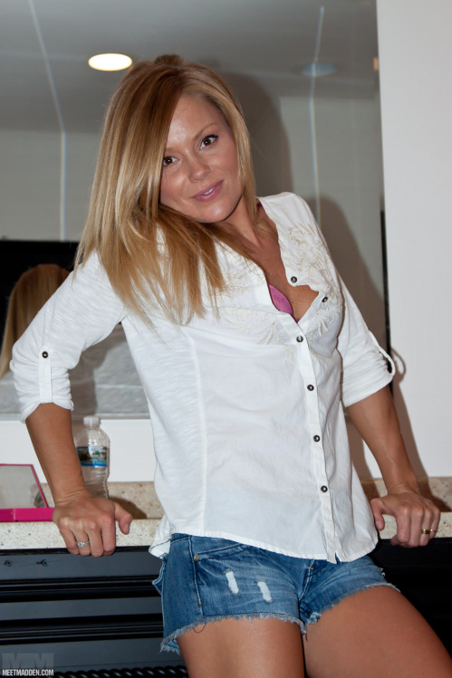 Image Of MeetMadden com 14 09 29 White Button Down Shorts XXX iMAGESET-LEWD [XC]