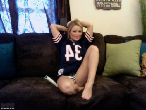 Image Of MeetMadden com 14 11 07 Watching Football XXX iMAGESET-LEWD [XC]