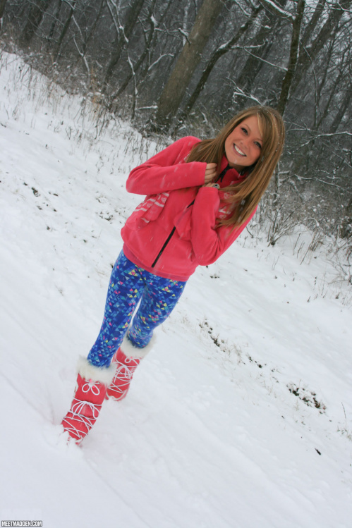 Image Of MeetMadden com 16 12 28 Caught In The Snow XXX iMAGESET-LEWD [XC]