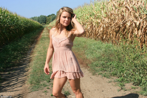 Image Of MeetMadden com 17 09 29 Cornfield XXX iMAGESET-LEWD [XC]