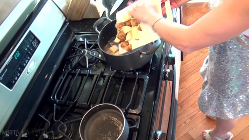 Image Of MeetMadden 18 11 22 Happy Thanksgiving XXX 1080p MP4-LEWD [XC]