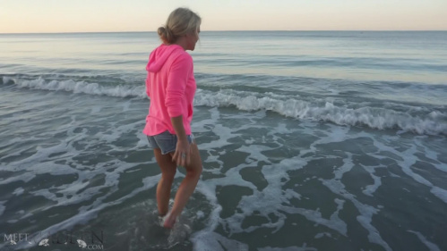 Image Of MeetMadden 19 03 13 On The Beach XXX 1080p MP4-LEWD [XC]