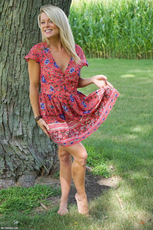 Image Of MeetMadden com 19 08 23 Pretty Red Dress XXX iMAGESET-LEWD [XC]