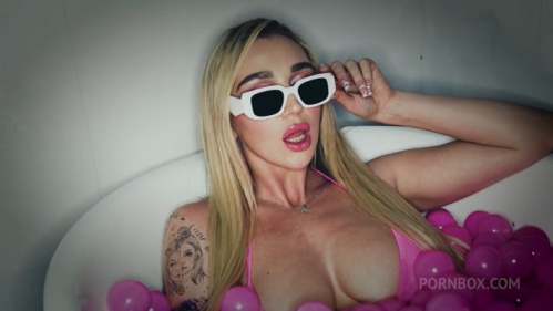 Image Of PornBox - Kendra Sunderland - Is On Fire! (15.01.2025)