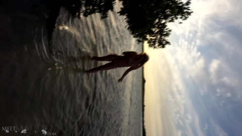 Image Of MeetMadden 20 12 09 Sunflowers And Sunshine XXX 1080p MP4-LEWD [XC]