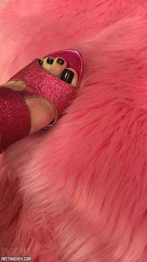 Image Of MeetMadden com 20 10 23 Pink Stilettos XXX iMAGESET-LEWD [XC]