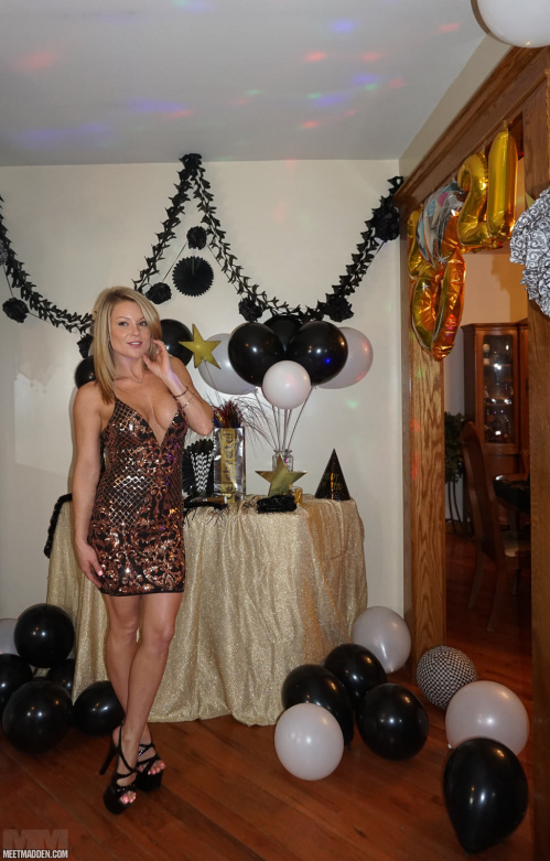 Image Of MeetMadden com 21 01 01 NYE XXX iMAGESET-LEWD [XC]