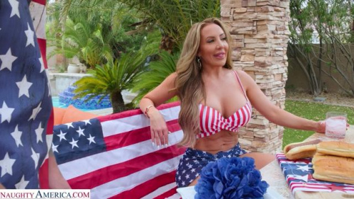 Image Of MyFriendsHotMom - Richelle Ryan (03.07.2025)