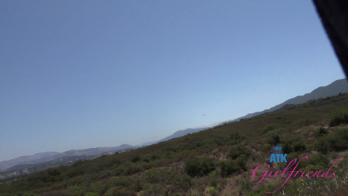 Image Of ATKGirlfriends 25 07 03 Summer Renee Central Cali 1 XXX 2160p MP4-WRB [XC]