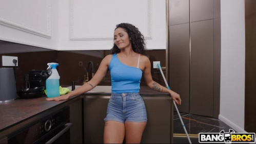 Image Of MyDirtyMaid - Milla Ferrazzo - Maid Dances On My Dick (10.07.2025)