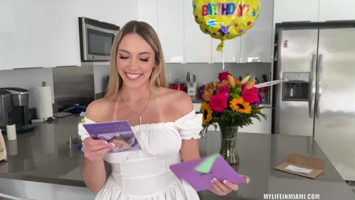 Image Of MyLifeInMiami - Khloe Kapri - Birthday Creampie (10.07.2025)