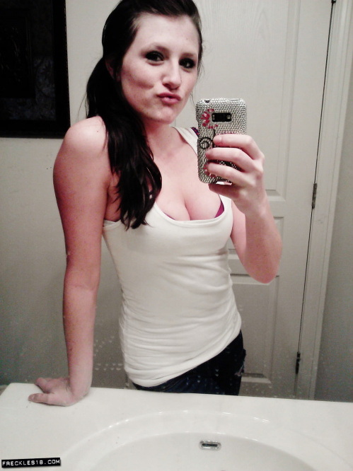Image Of Freckles18 com 13 01 29 Bathroom Cute XXX iMAGESET-LEWD [XC]