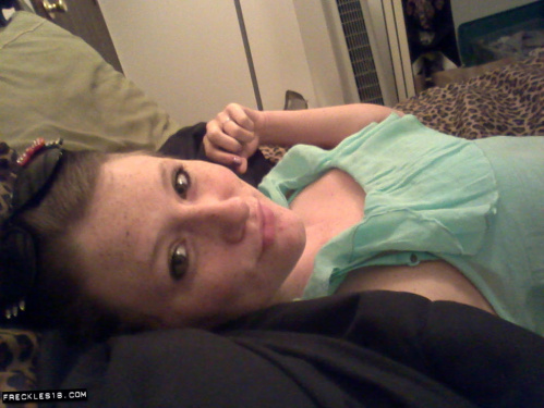Image Of Freckles18 com 13 09 20 On The Go XXX iMAGESET-LEWD [XC]