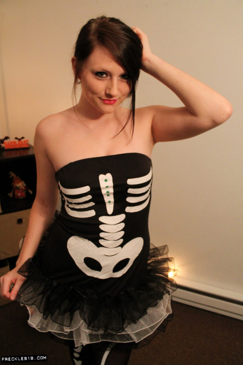 Image Of Freckles18 com 13 10 28 Trick Or Treat XXX iMAGESET-LEWD [XC]
