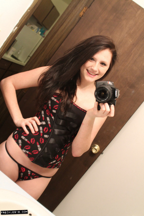 Image Of Freckles18 com 13 12 02 Make Up And Corset XXX iMAGESET-LEWD [XC]