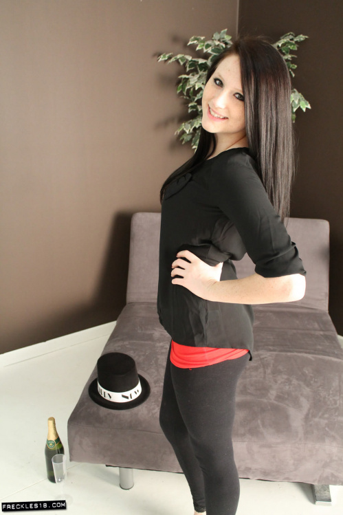 Image Of Freckles18 com 13 12 30 Happy New Year XXX iMAGESET-LEWD [XC]