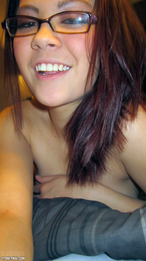 Image Of SydneyMai com 14 03 07 New Glasses XXX iMAGESET-LEWD [XC]