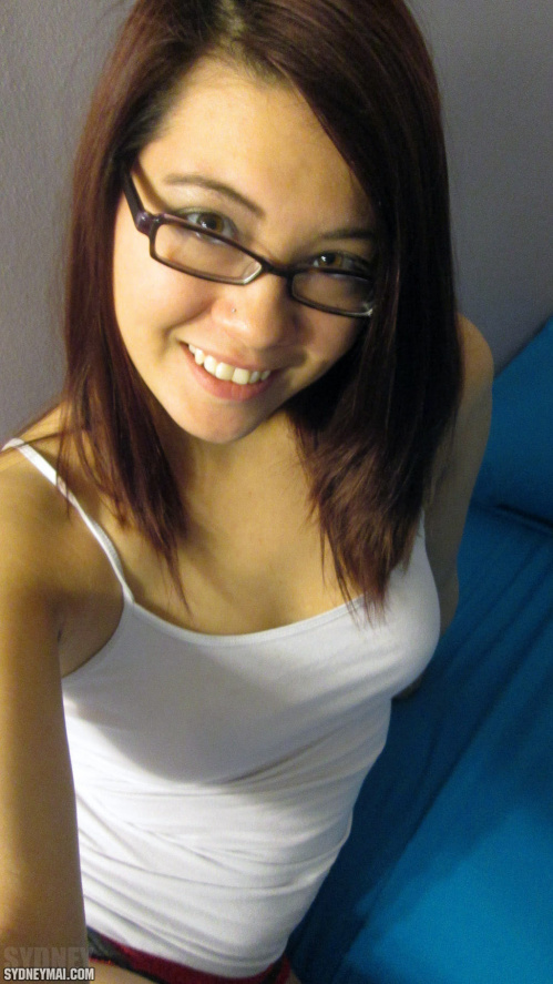 Image Of SydneyMai com 14 03 21 Blue Bed Spread XXX iMAGESET-LEWD [XC]