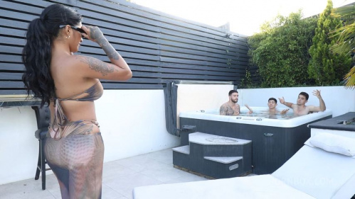 Image Of PornBox - Yasmina Khan - AIRBNB BONANZA
