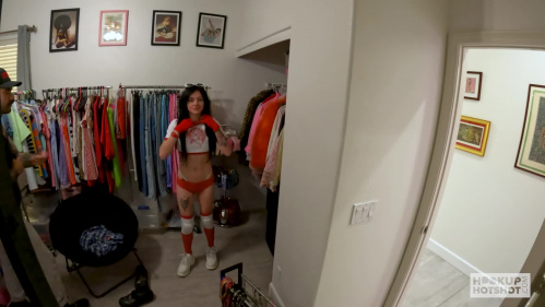 Image Of HookupHotshot 25 08 21 Episode 434 Rosalyn Sphinx BTS XXX 1080p MP4-GAPFiLL [XC]